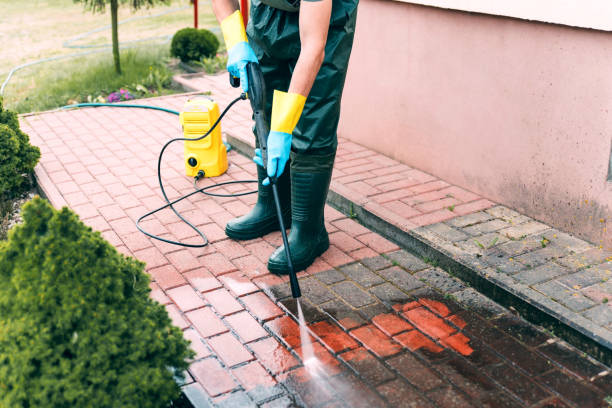Best Factory Floor Cleaning  in Strathmore, CA